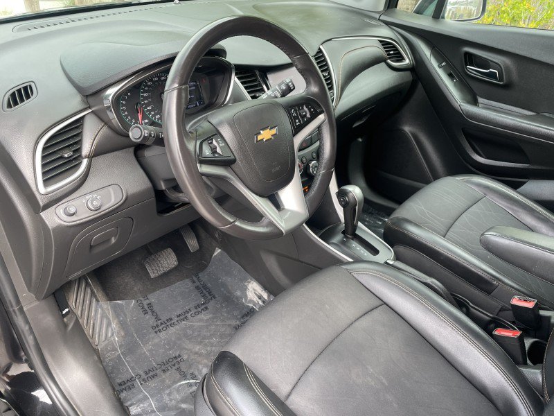 Used 2020 Chevrolet Trax LT w/ Driver Confidence Package AWD/4WD image 10