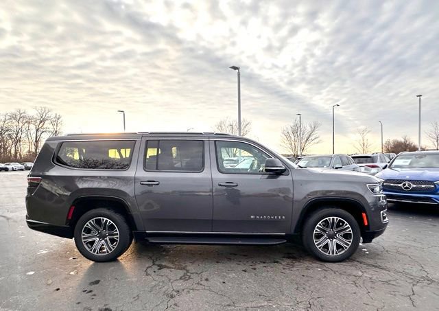 Used 2024 Jeep Wagoneer L 4WD w/ Premium Group I image 9
