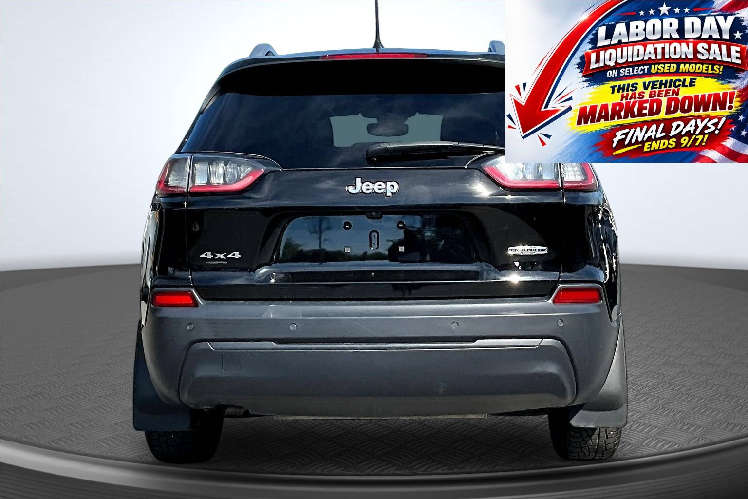 Used 2021 Jeep Cherokee Latitude Plus AWD/4WD image 6