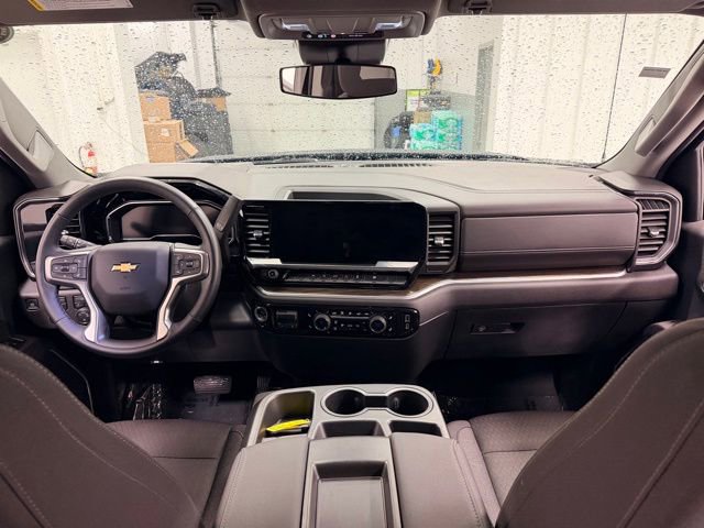 Certified 2025 Chevrolet Silverado 1500 LT AWD/4WD image 19