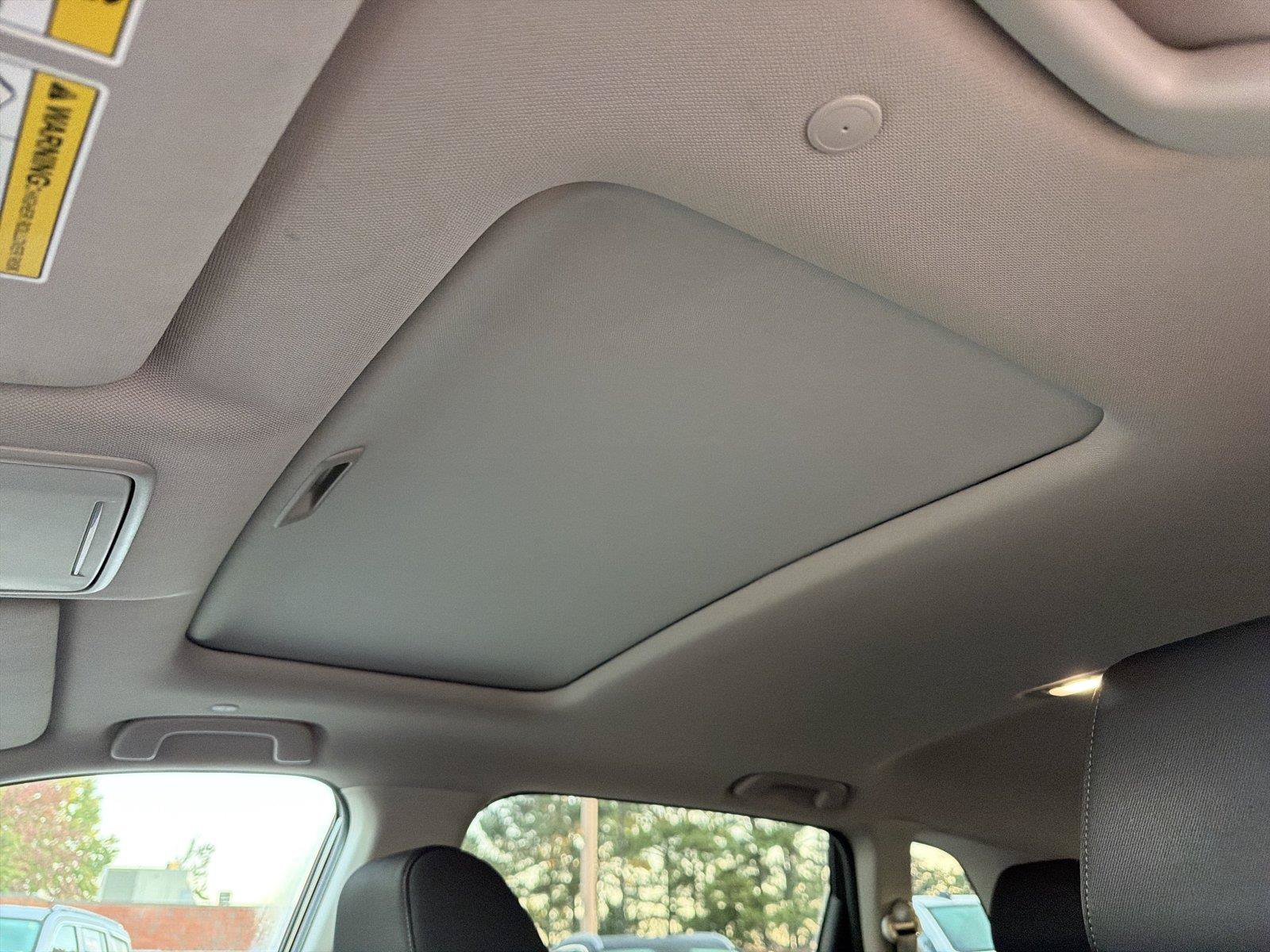 Used 2025 Honda CR-V EX image 33