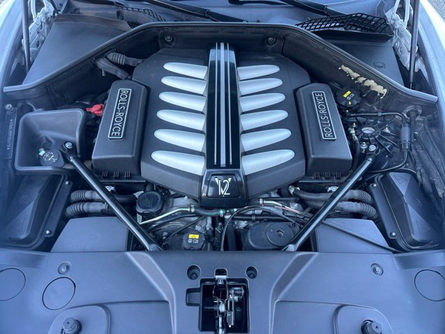 Used 2015 Rolls-Royce Ghost RWD image 32
