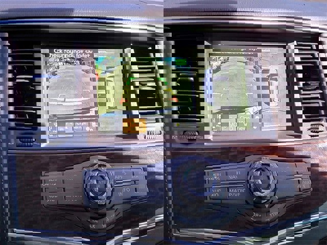 Used 2020 Nissan Armada Platinum image 19