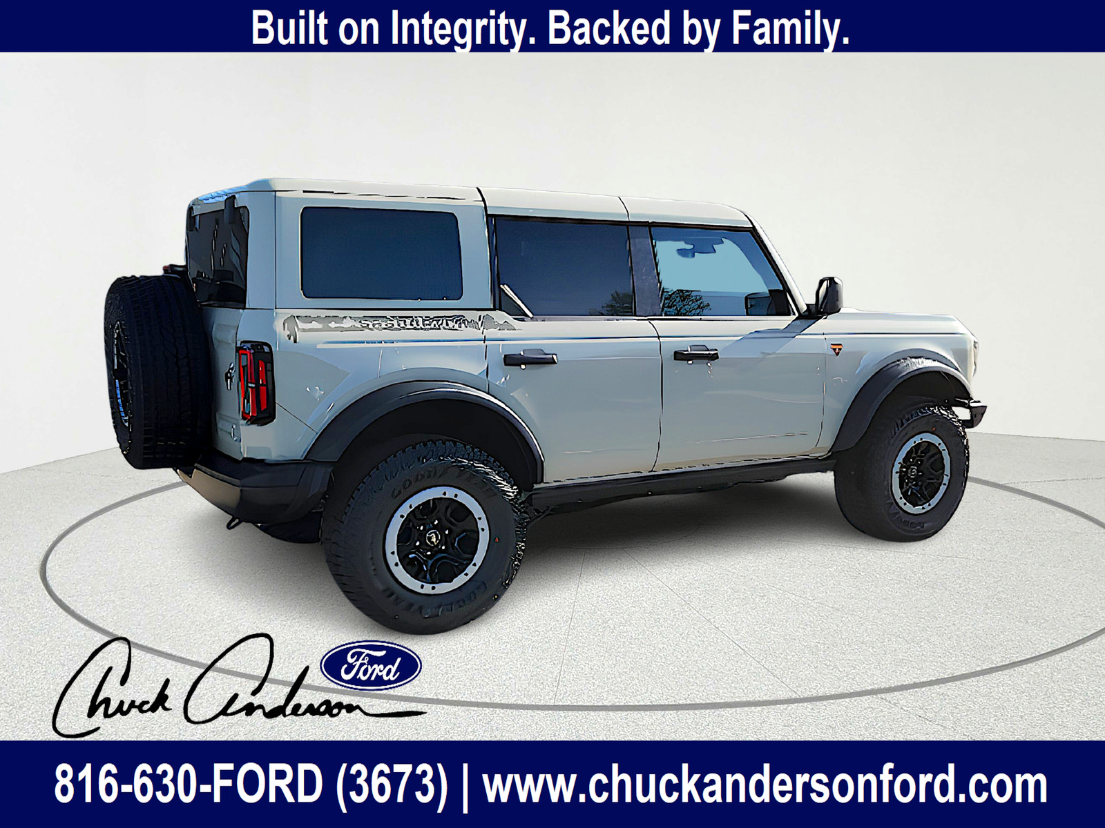 New 2025 Ford Bronco Badlands w/ Sasquatch Package AWD/4WD image 9