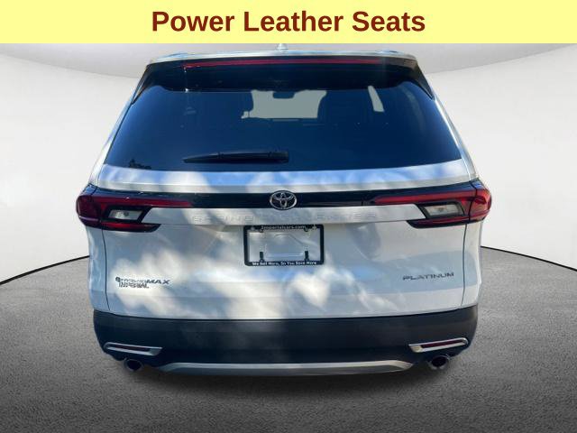 Used 2026 Toyota Grand Highlander AWD Hybrid image 9