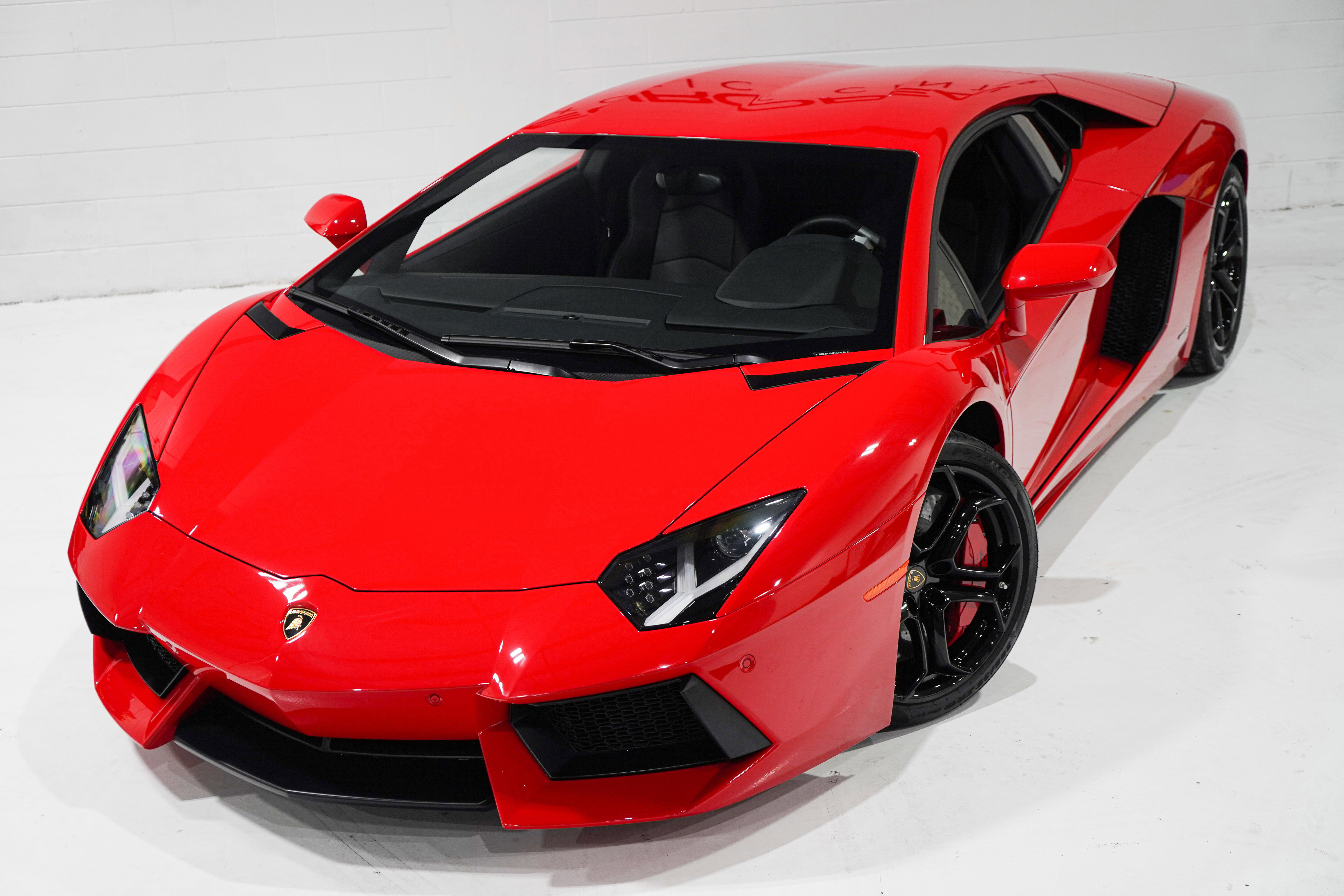 Used 2015 Lamborghini Aventador LP 700-4 AWD/4WD image 32