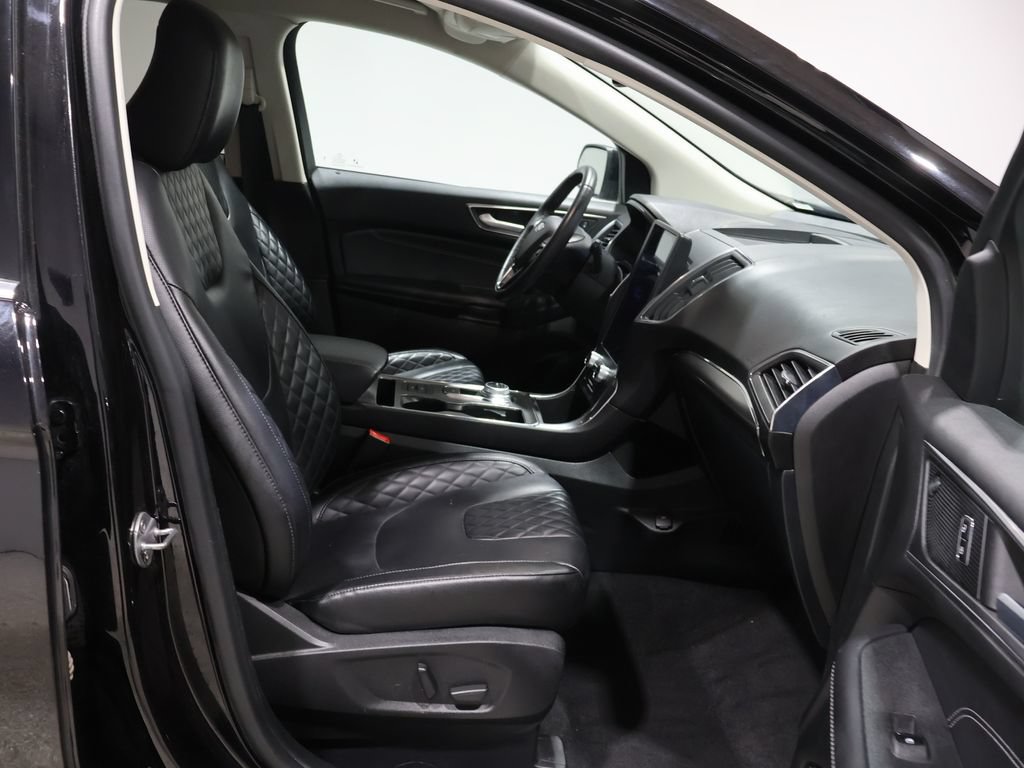 Used 2024 Ford Edge Titanium w/ Equipment Group 301A AWD/4WD image 22