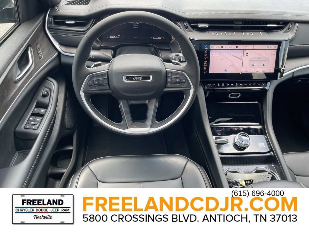 New 2026 Jeep Grand Cherokee L Limited w/ Limited Altitude Package AWD/4WD image 14