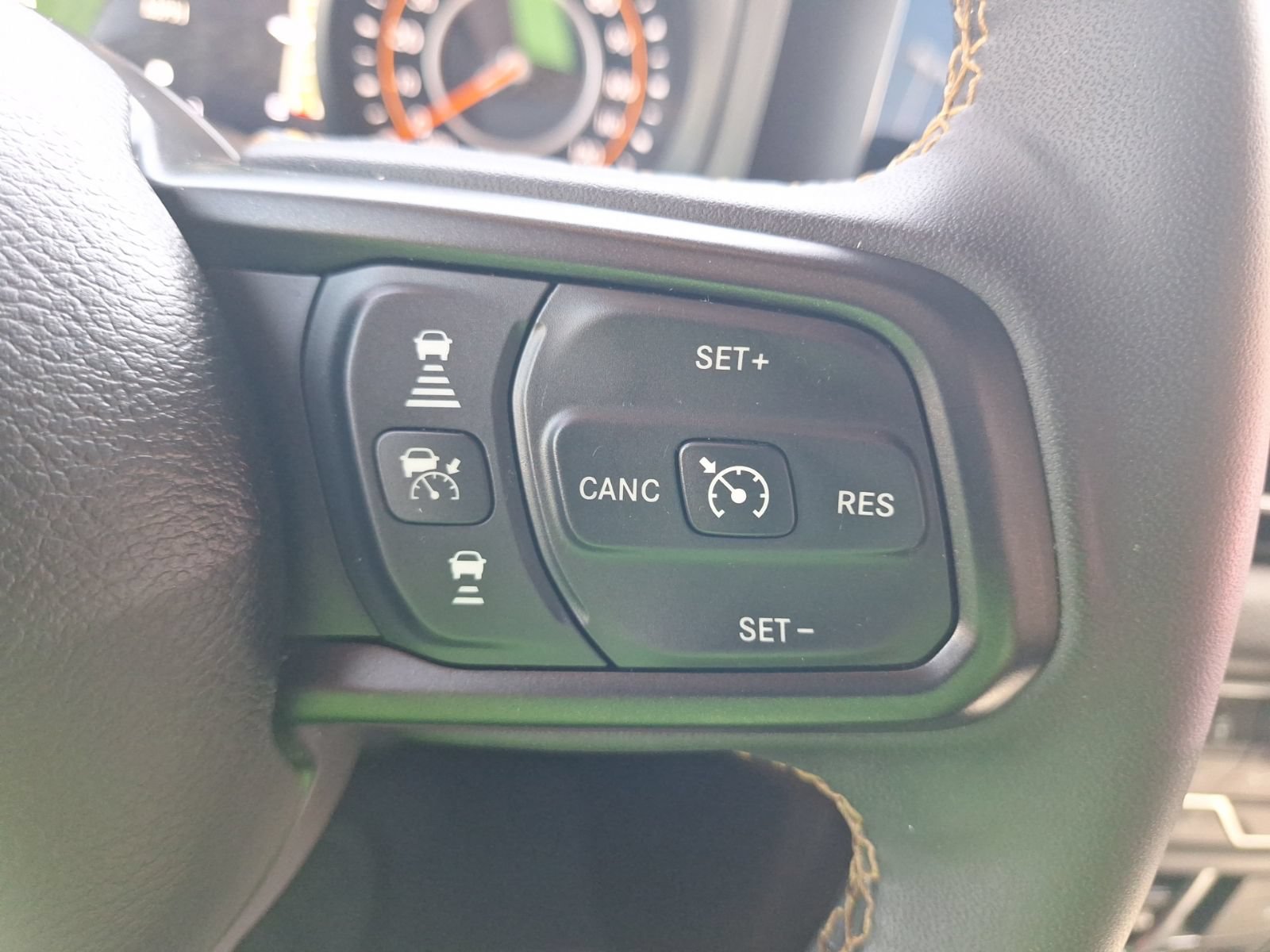 Used 2024 Jeep Wrangler Unlimited Sport AWD/4WD image 21