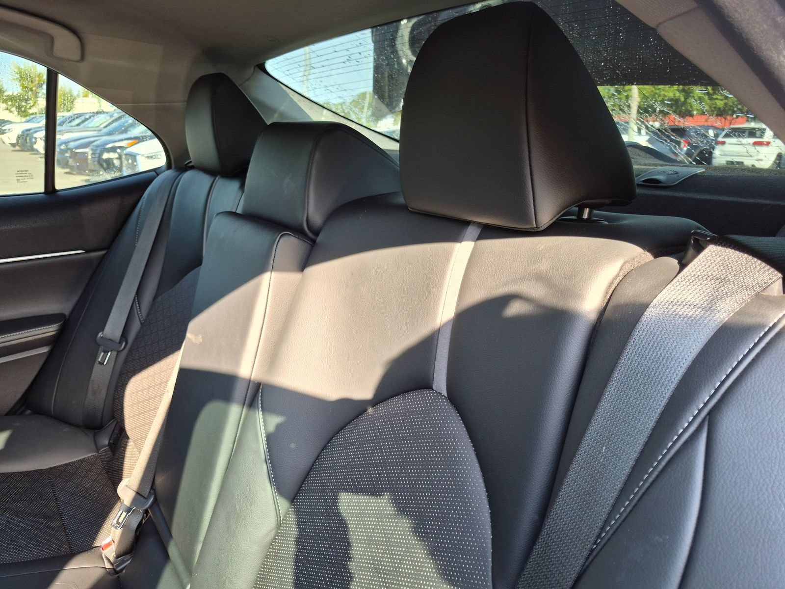 Used 2022 Toyota Camry XSE FWD image 29