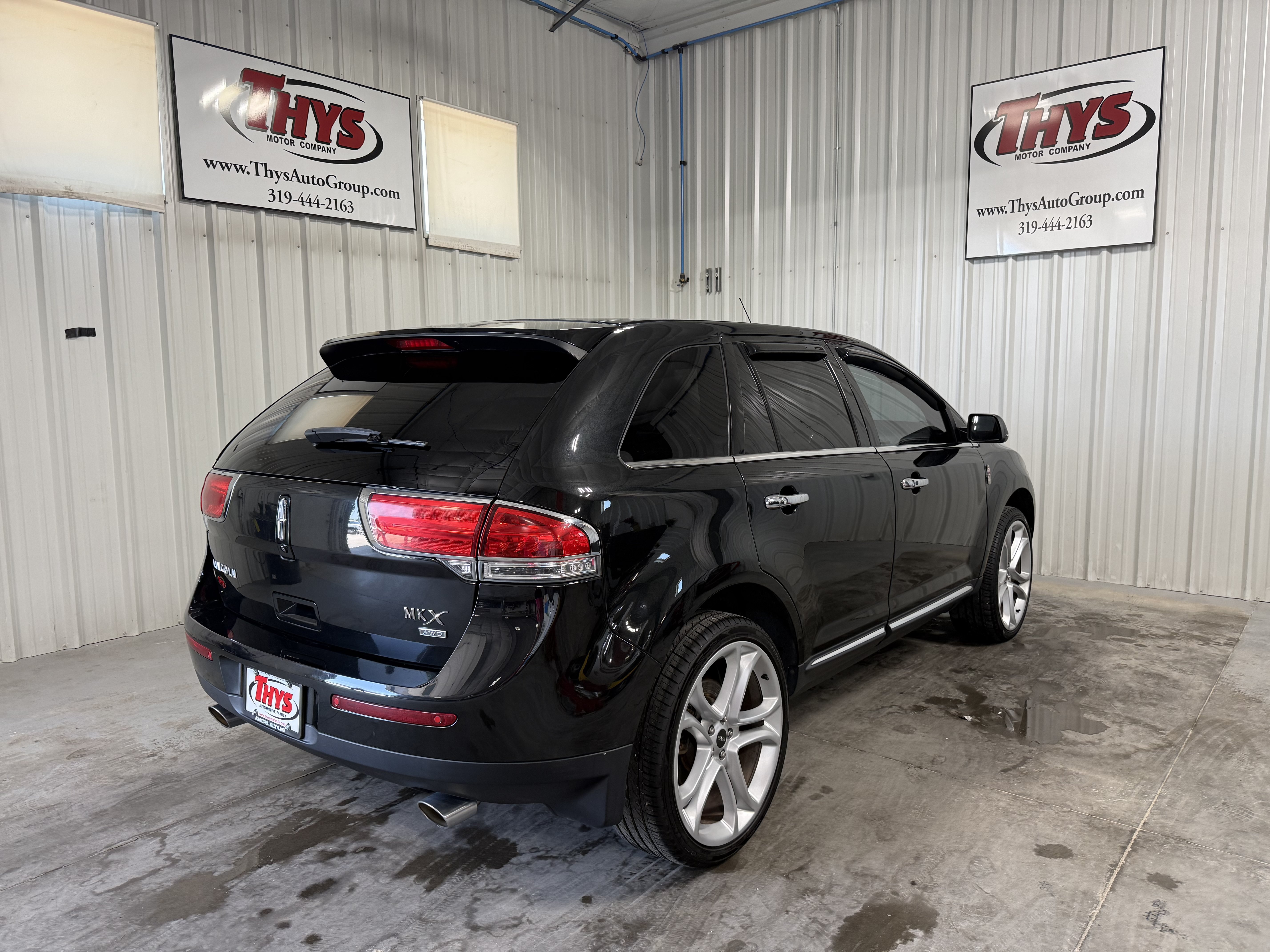 Used 2014 Lincoln MKX AWD w/ Equipment Group 102A image 3
