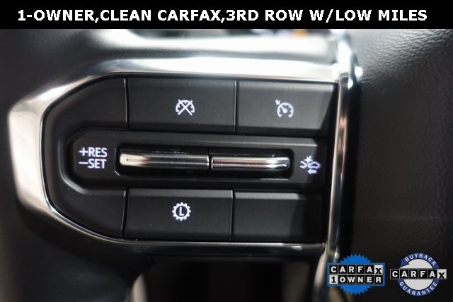 Used 2025 GMC Acadia Elevation image 16