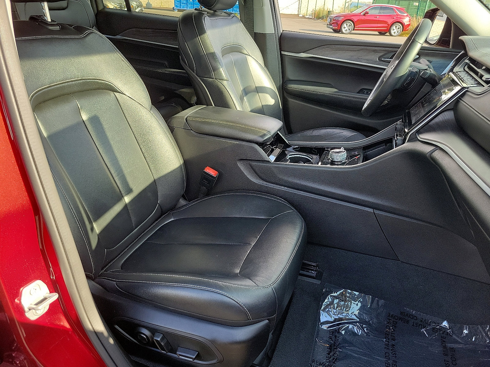 Used 2022 Jeep Grand Cherokee L Limited image 15