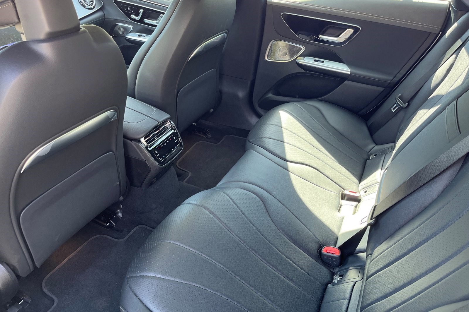 Used 2024 Mercedes-Benz EQE 350+ Sedan image 9