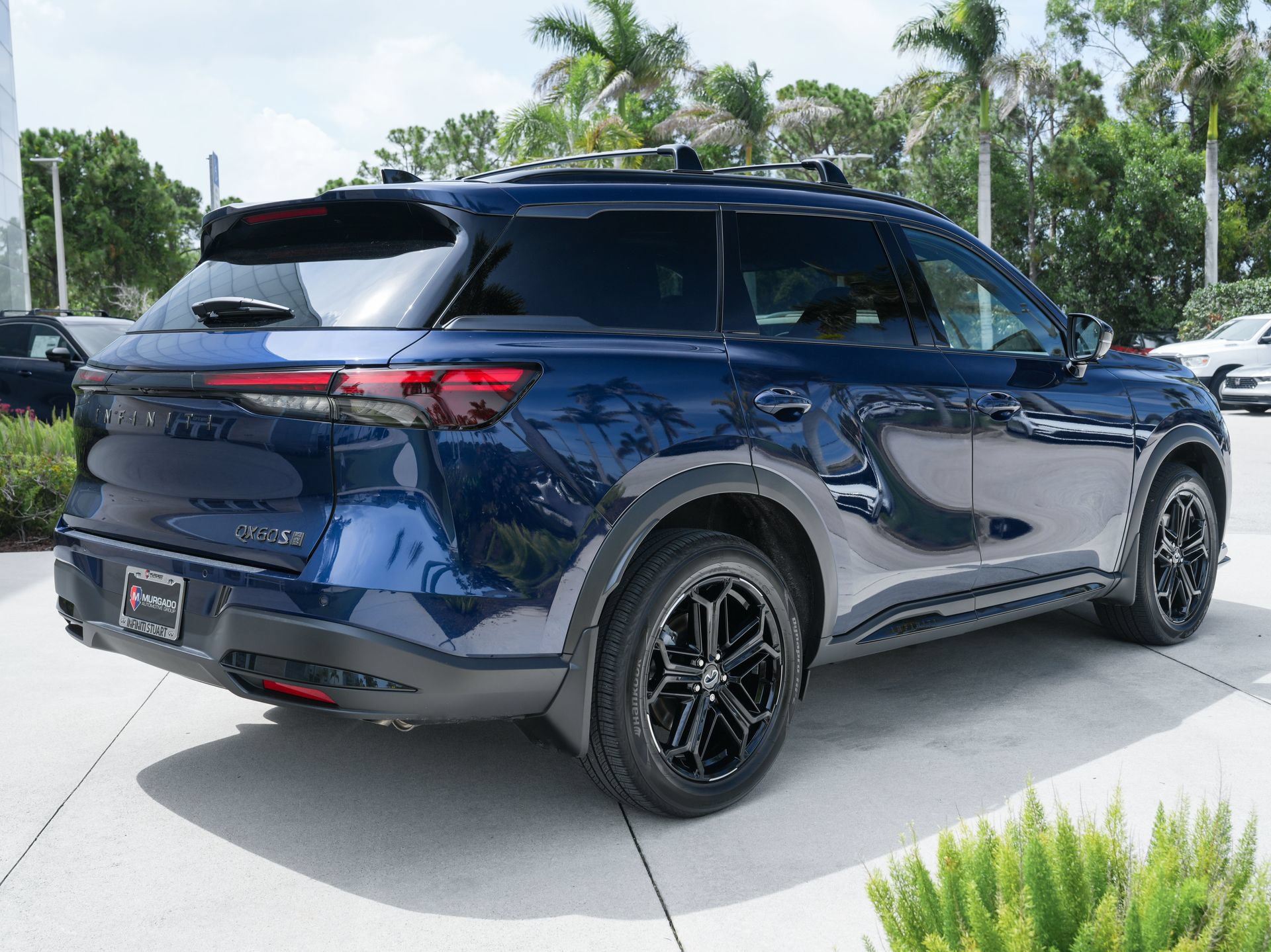 Certified 2026 INFINITI QX60 Sport w/ Dark Cargo Package AWD/4WD image 24