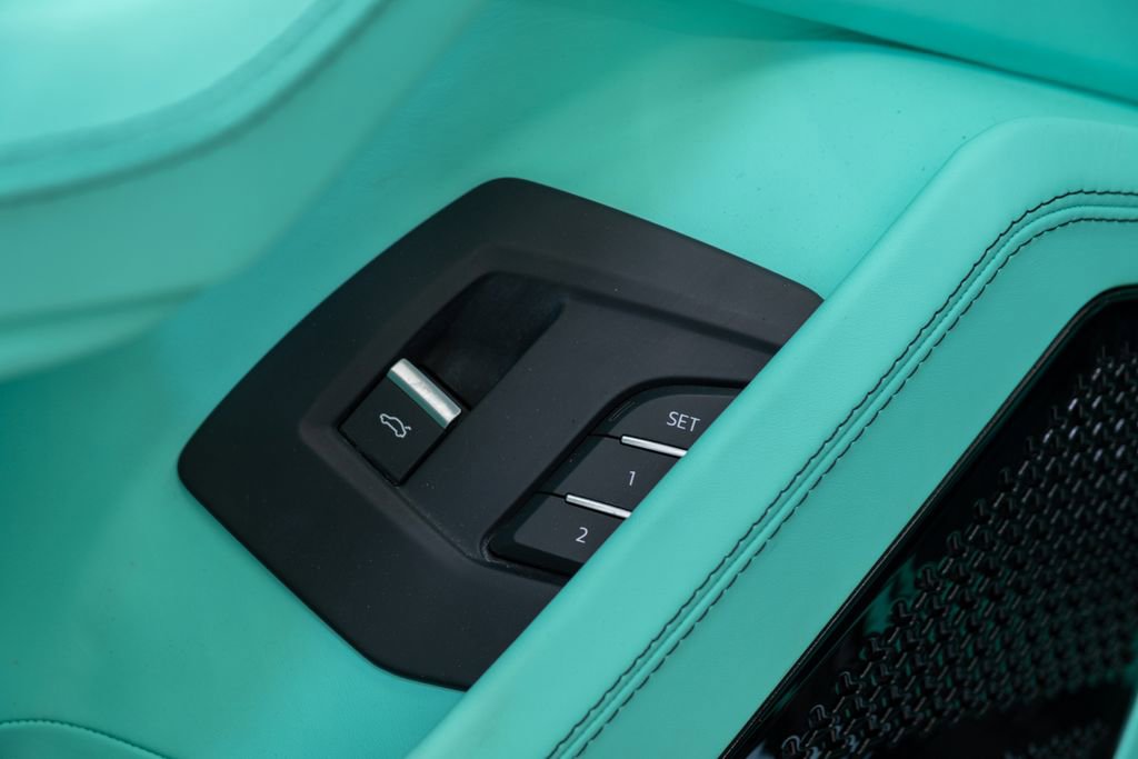 Used 2024 Lamborghini Urus S image 64