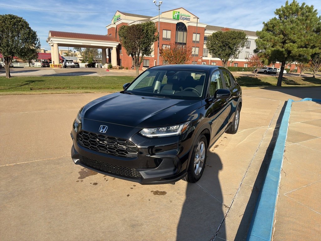 Certified 2025 Honda HR-V LX image 4