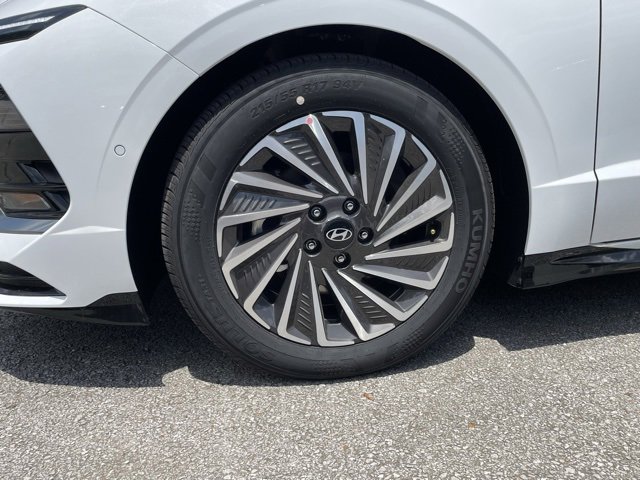 New 2025 Hyundai Sonata Limited image 33