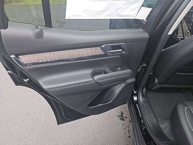 New 2026 GMC Terrain Denali AWD/4WD image 18