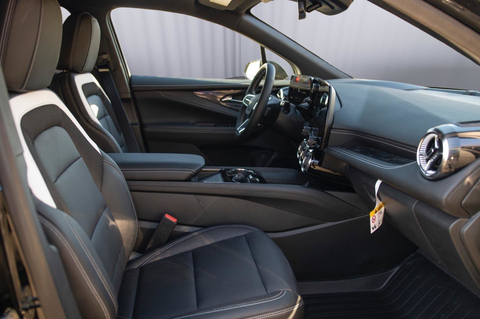 New 2026 Chevrolet Blazer EV LT image 23