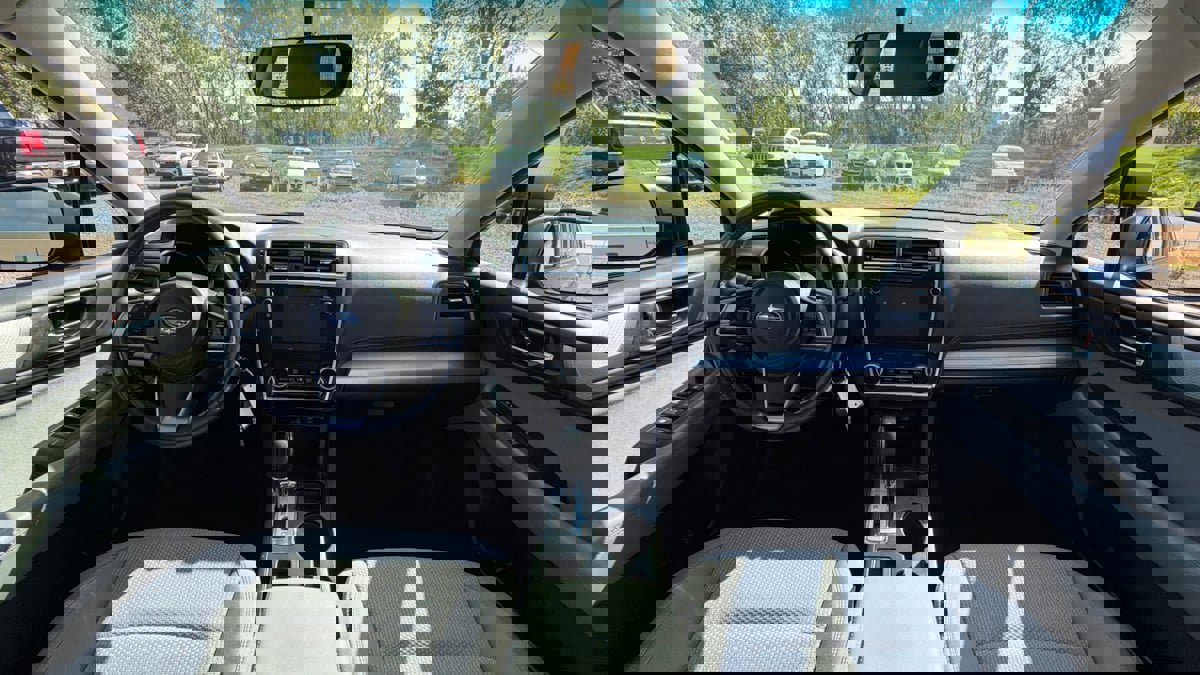 Used 2018 Subaru Outback 2.5i Premium image 25