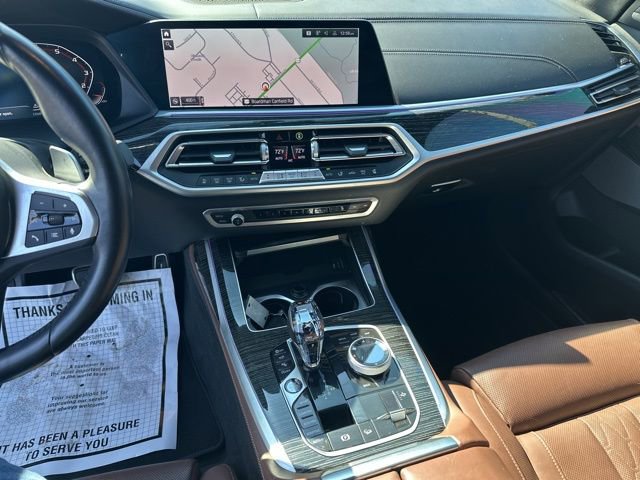 Used 2022 BMW X7 M50i w/ Dynamic Handling Package image 10