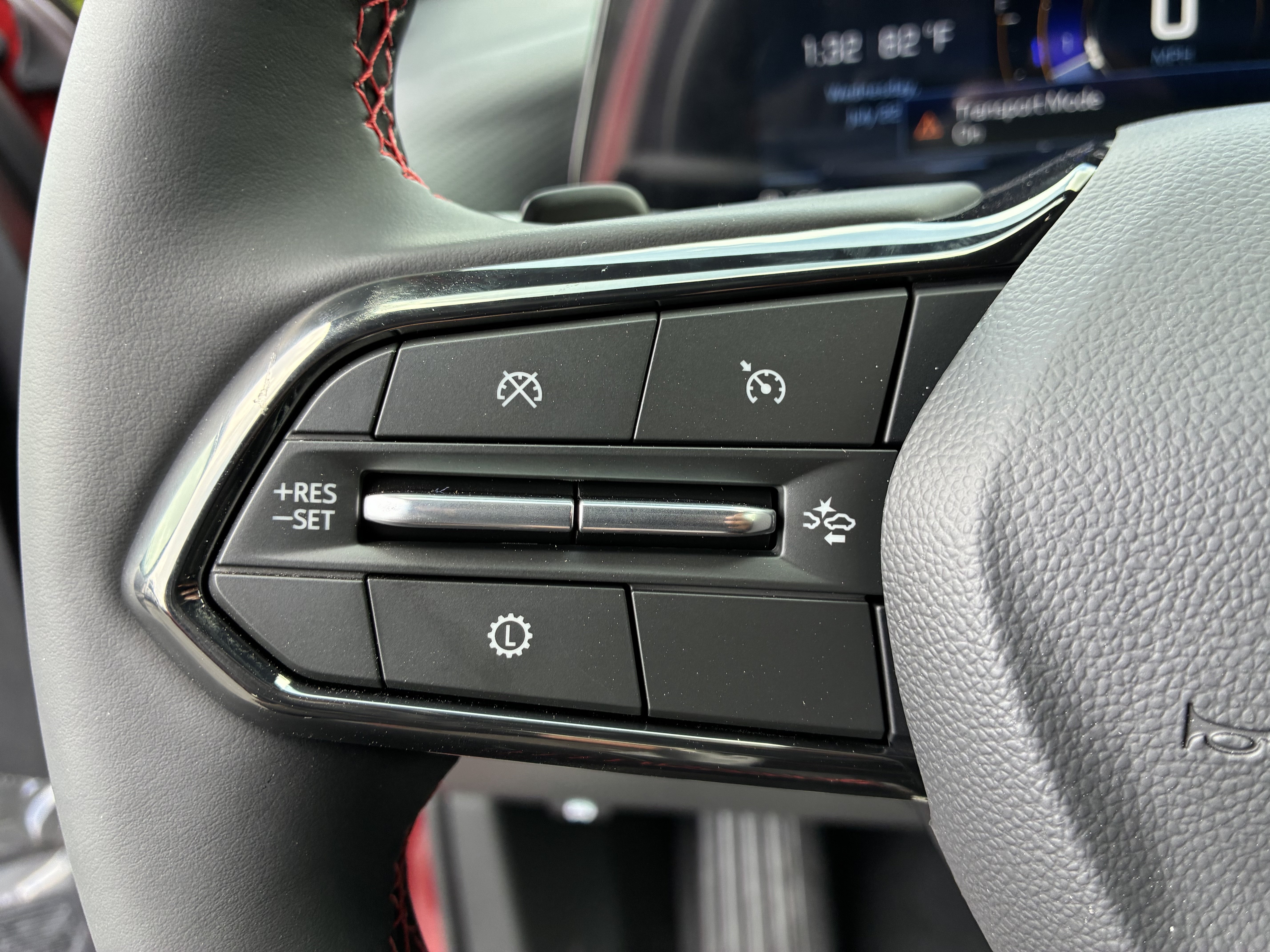 New 2027 Chevrolet Equinox RS w/ Convenience Package III FWD image 30