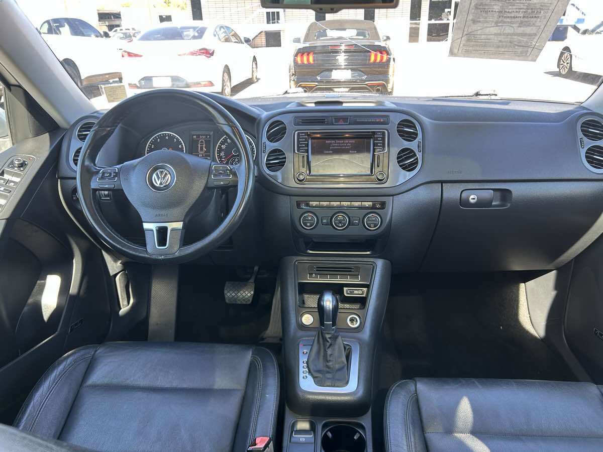 Used 2016 Volkswagen Tiguan SEL image 10