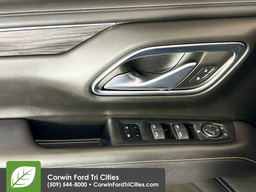 Used 2023 GMC Yukon SLT AWD/4WD image 12