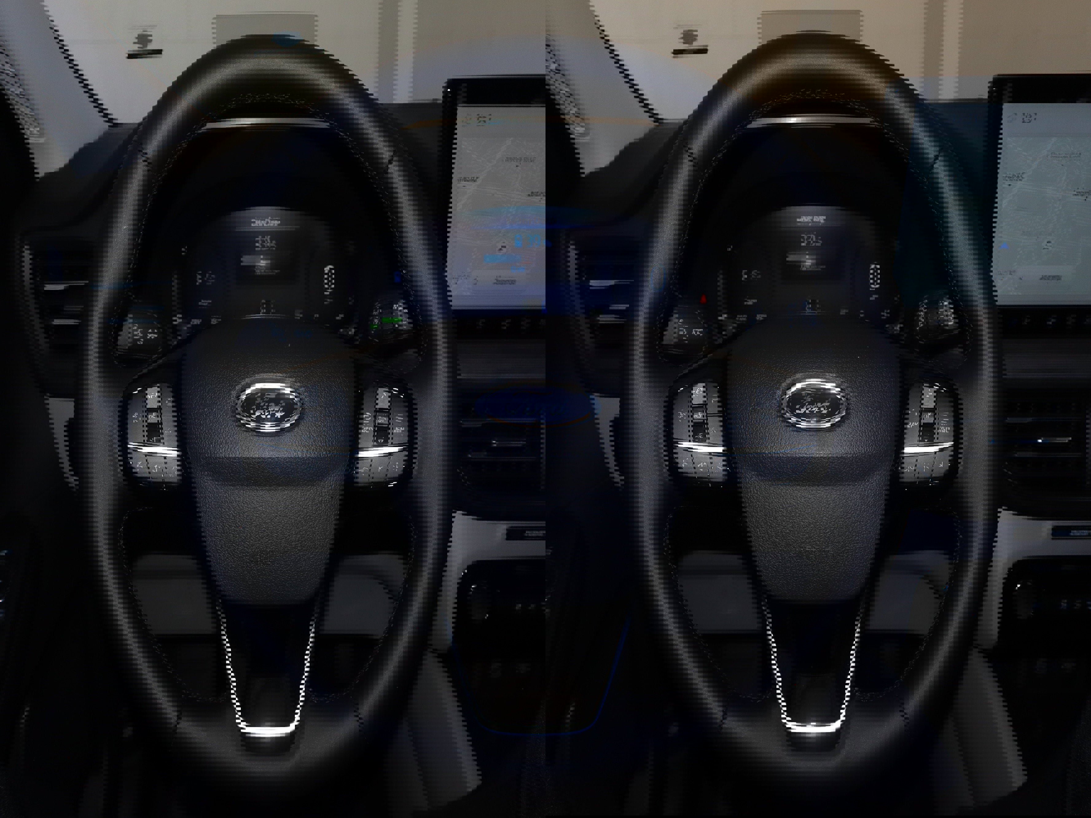 New 2025 Ford Escape SE w/ PHEV Premium Package image 24