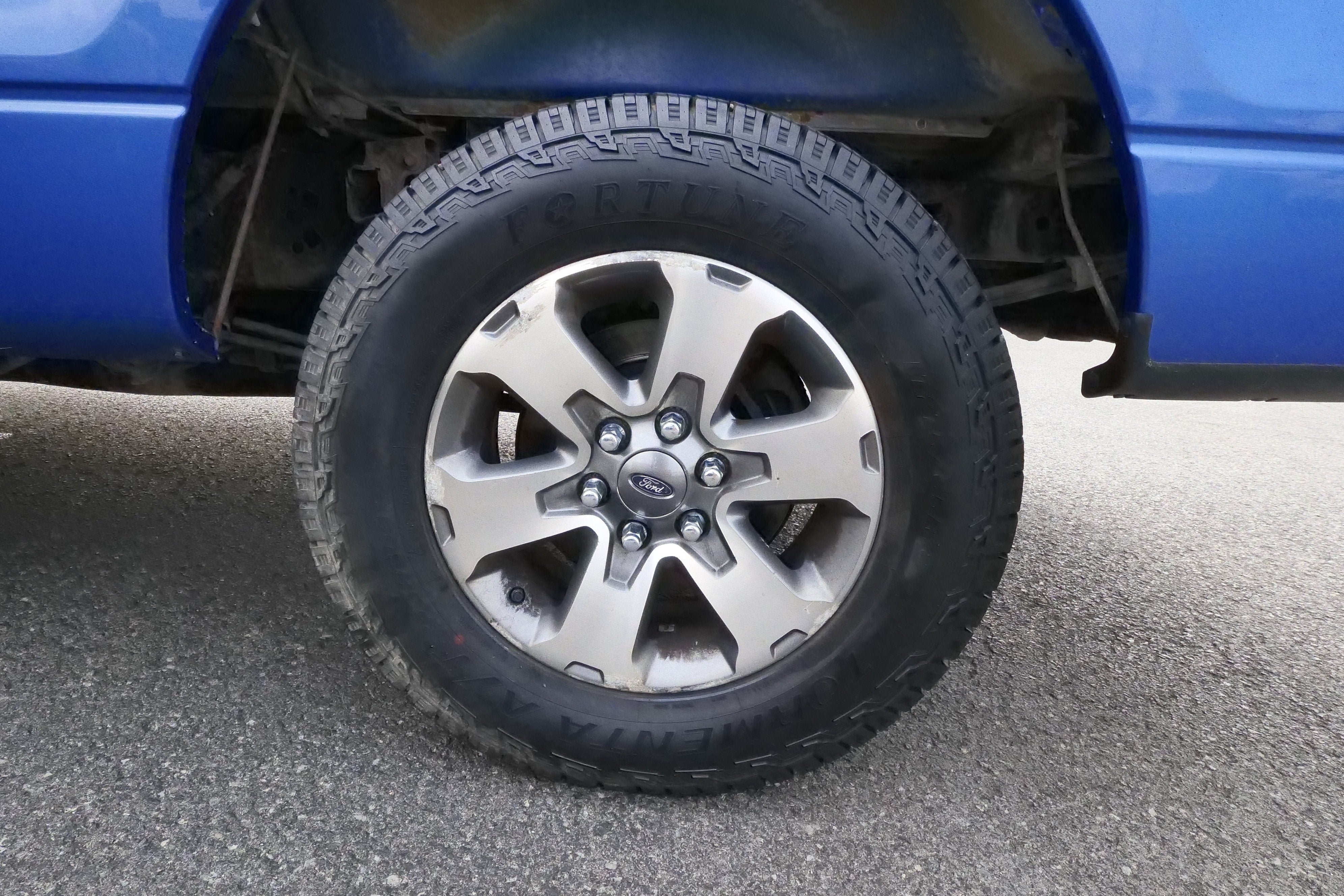 Used 2013 Ford F150 STX w/ Mid Equipment Group AWD/4WD image 12