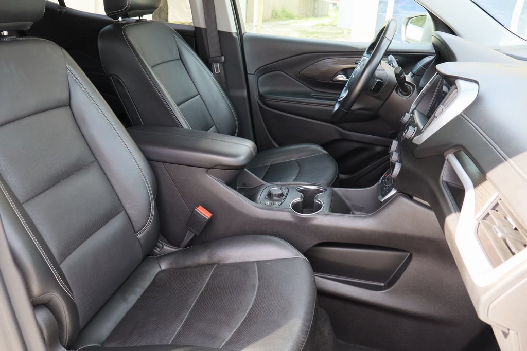 Used 2024 GMC Terrain SLT FWD image 28