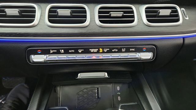 Used 2025 Mercedes-Benz GLE 450 4MATIC Coupe image 47