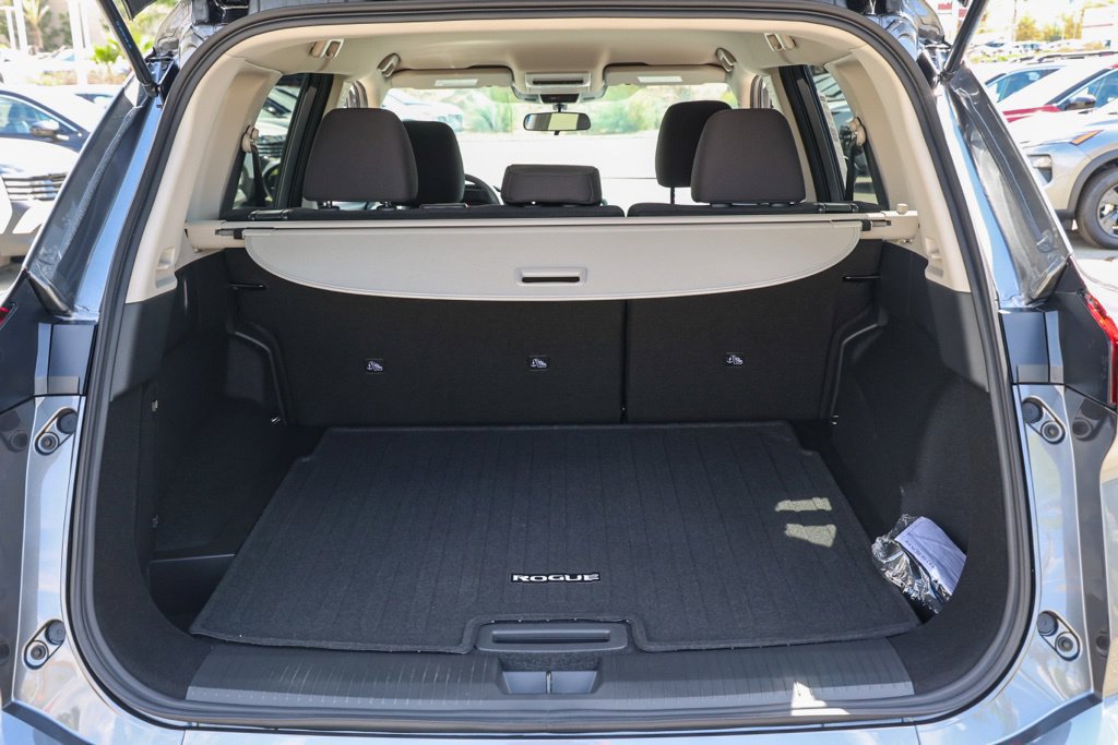 New 2026 Nissan Rogue S FWD image 17