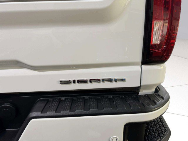 Used 2021 GMC Sierra 3500 Denali w/ Denali Ultimate Package image 15