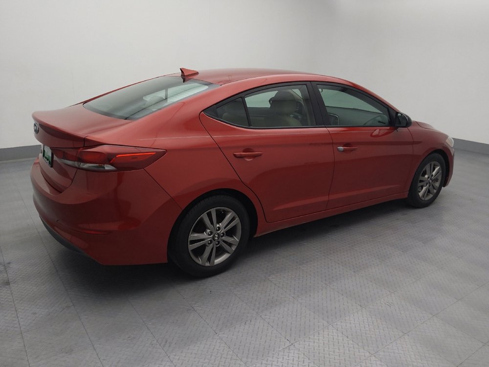 Used 2017 Hyundai Elantra SE image 10