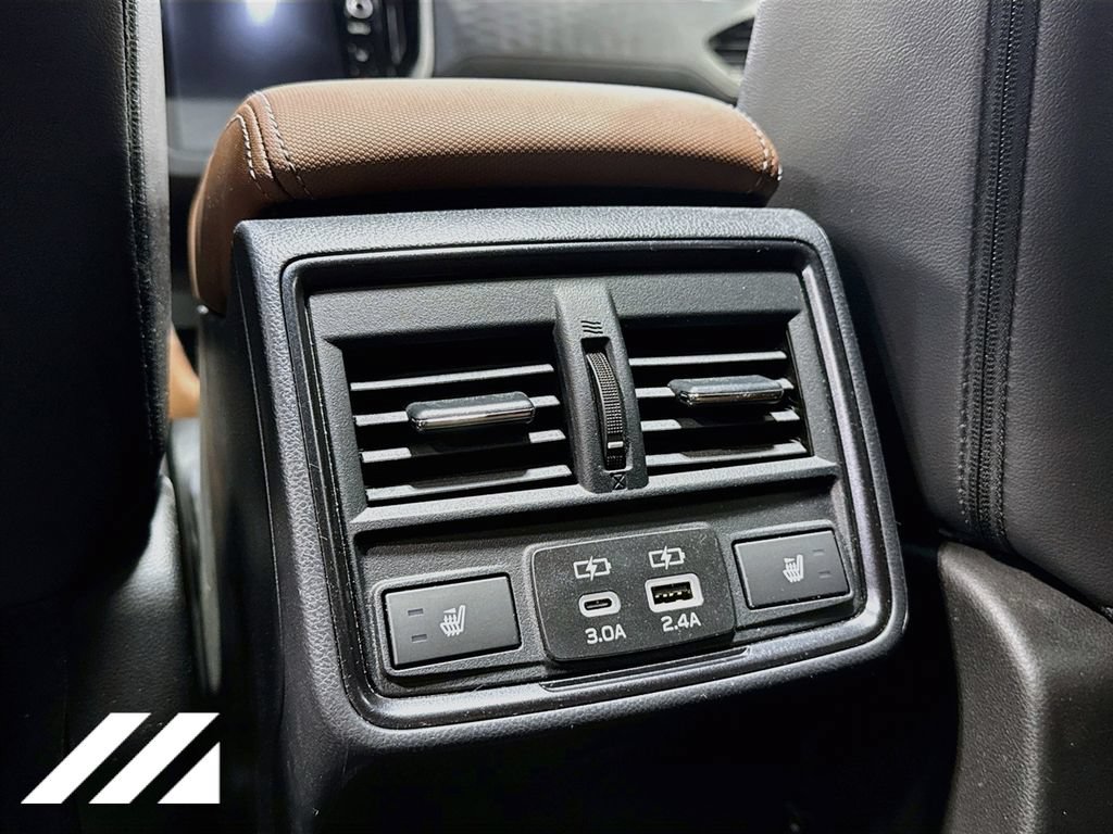 Used 2025 Subaru Forester Touring AWD/4WD image 29