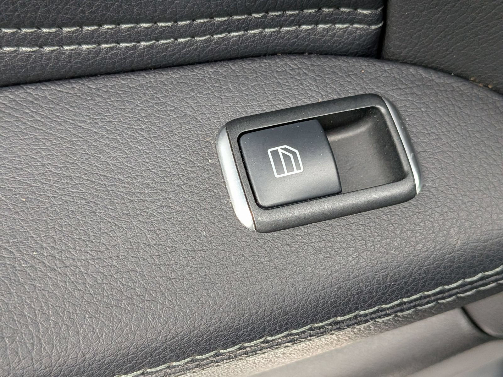 Used 2019 Mercedes-Benz GLS 450 4MATIC w/ Premium 1 Package image 30