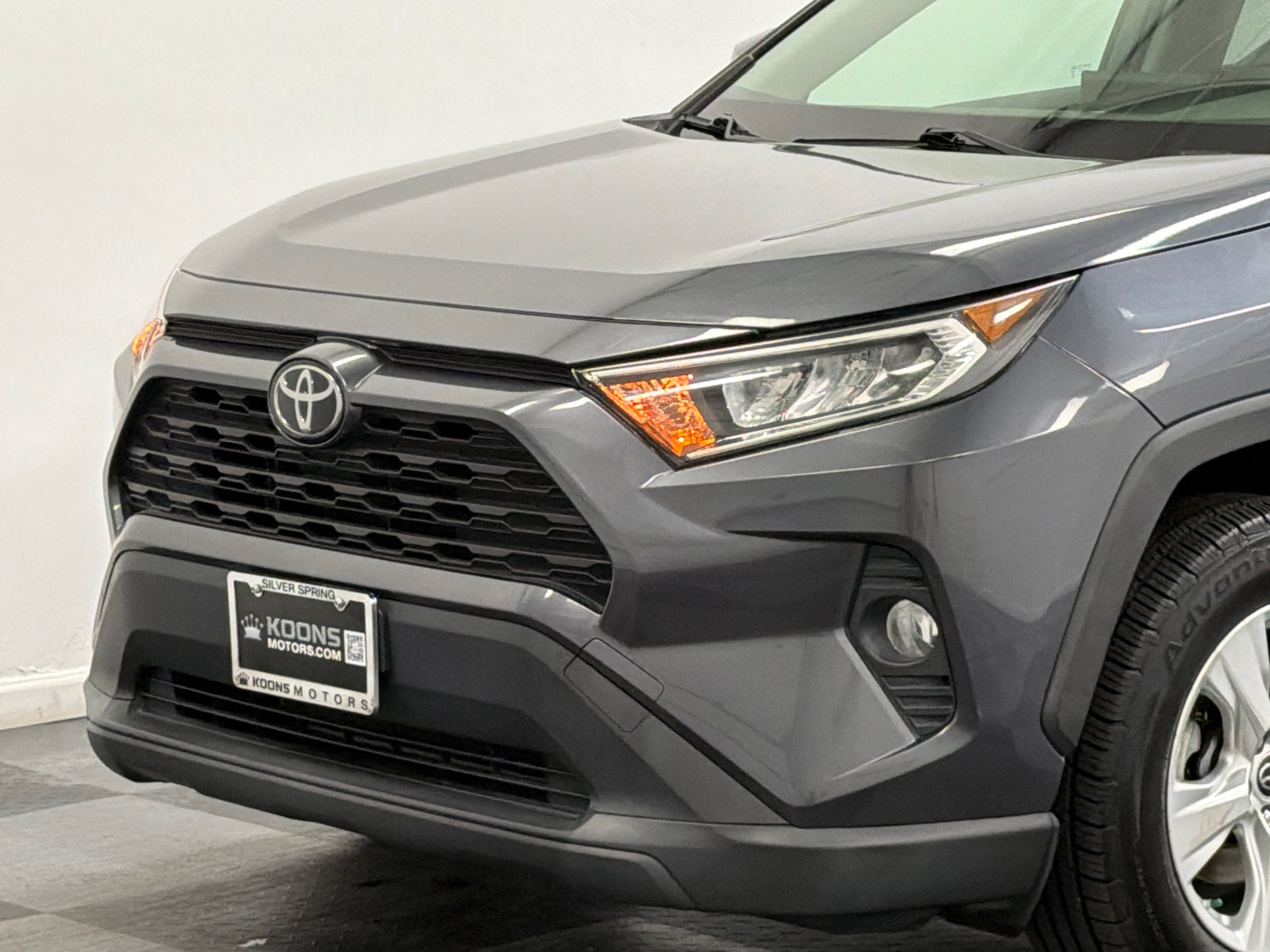 Used 2019 Toyota RAV4 XLE w/ All Weather Liner Package AWD/4WD image 2