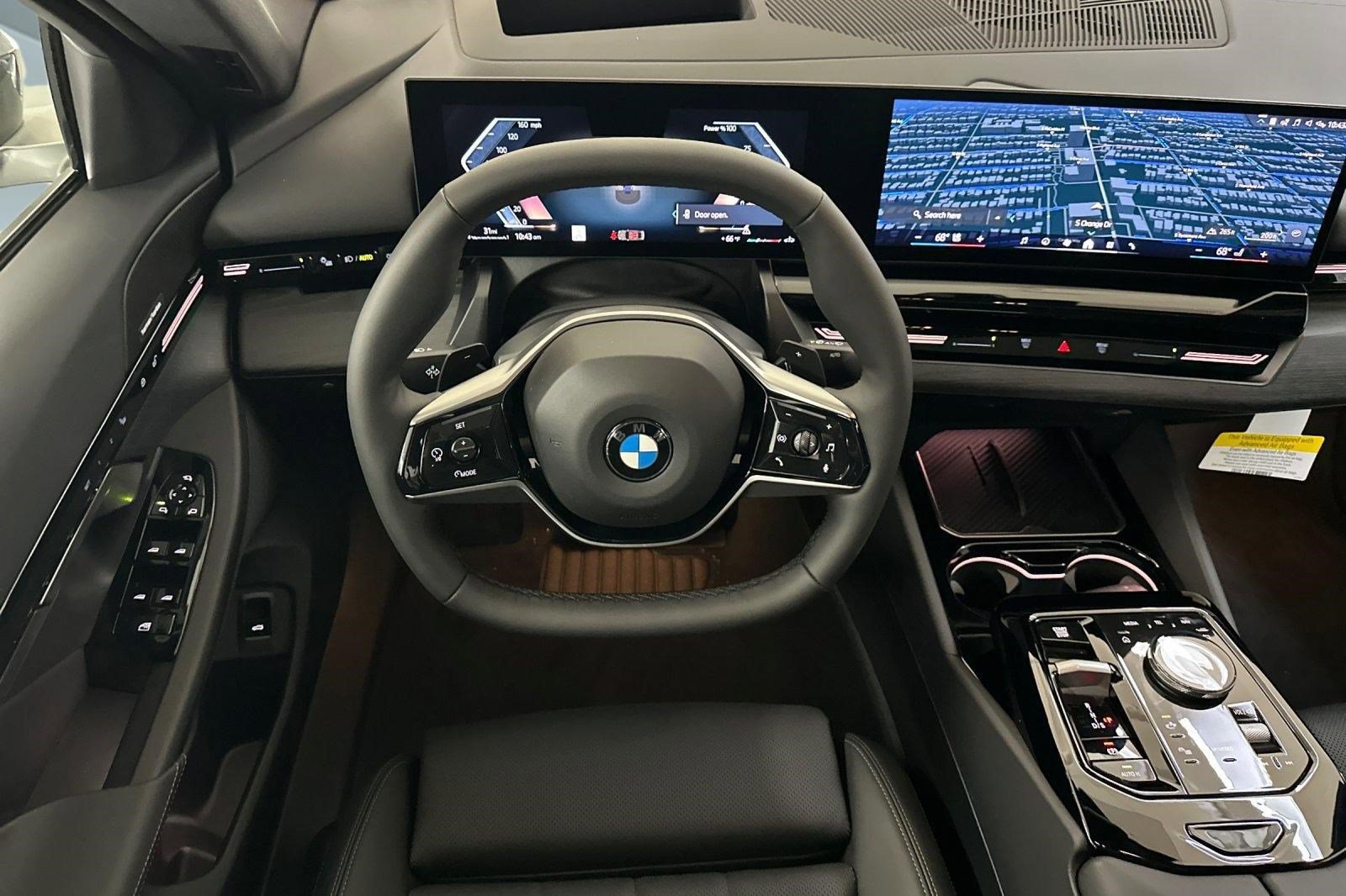 Used 2026 BMW 530i w/ Premium Package RWD image 27