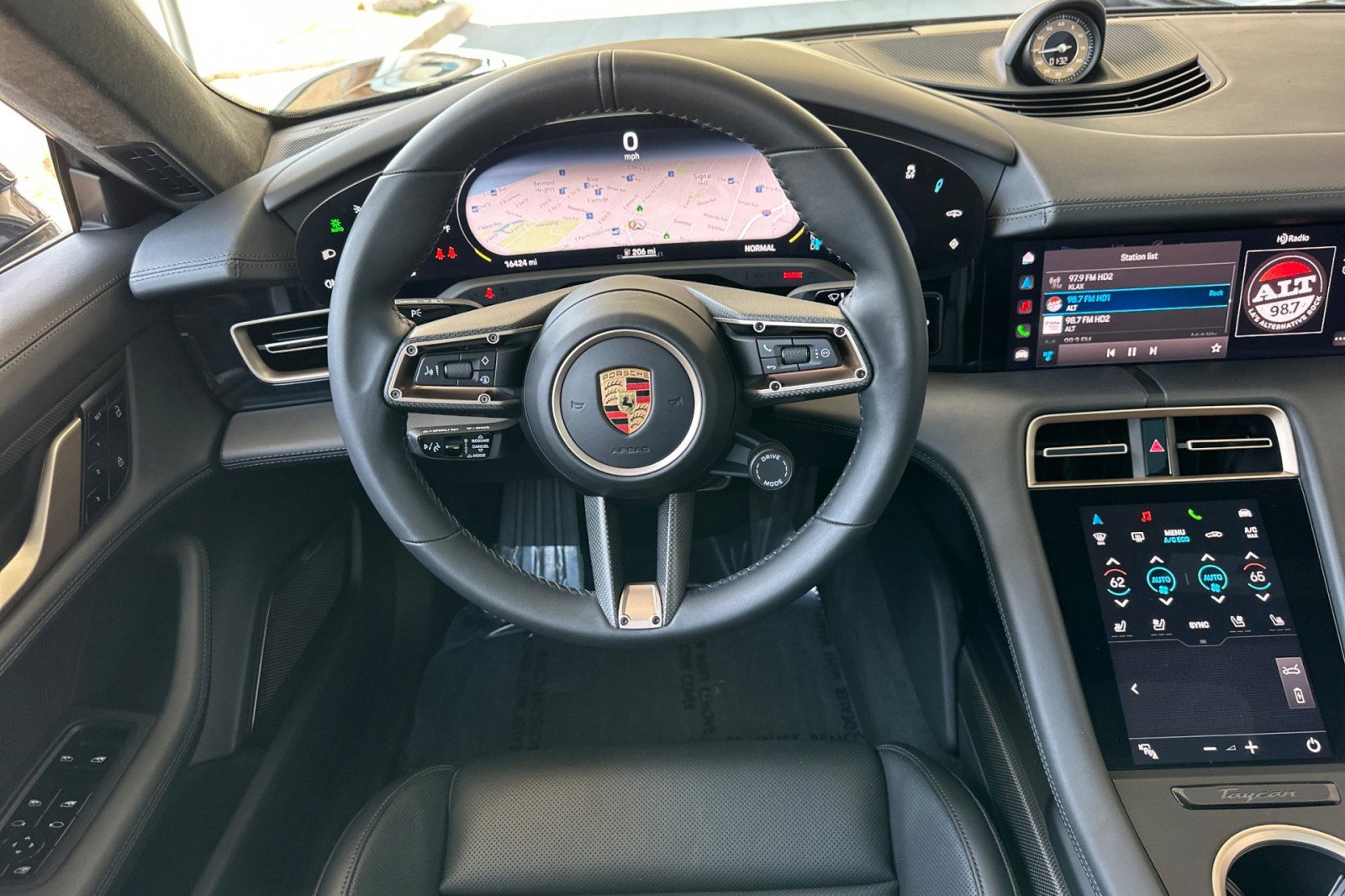 Certified 2021 Porsche Taycan Turbo S image 14