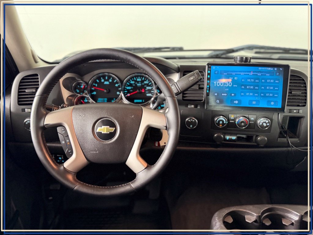 Used 2013 Chevrolet Silverado 2500 LT AWD/4WD image 16