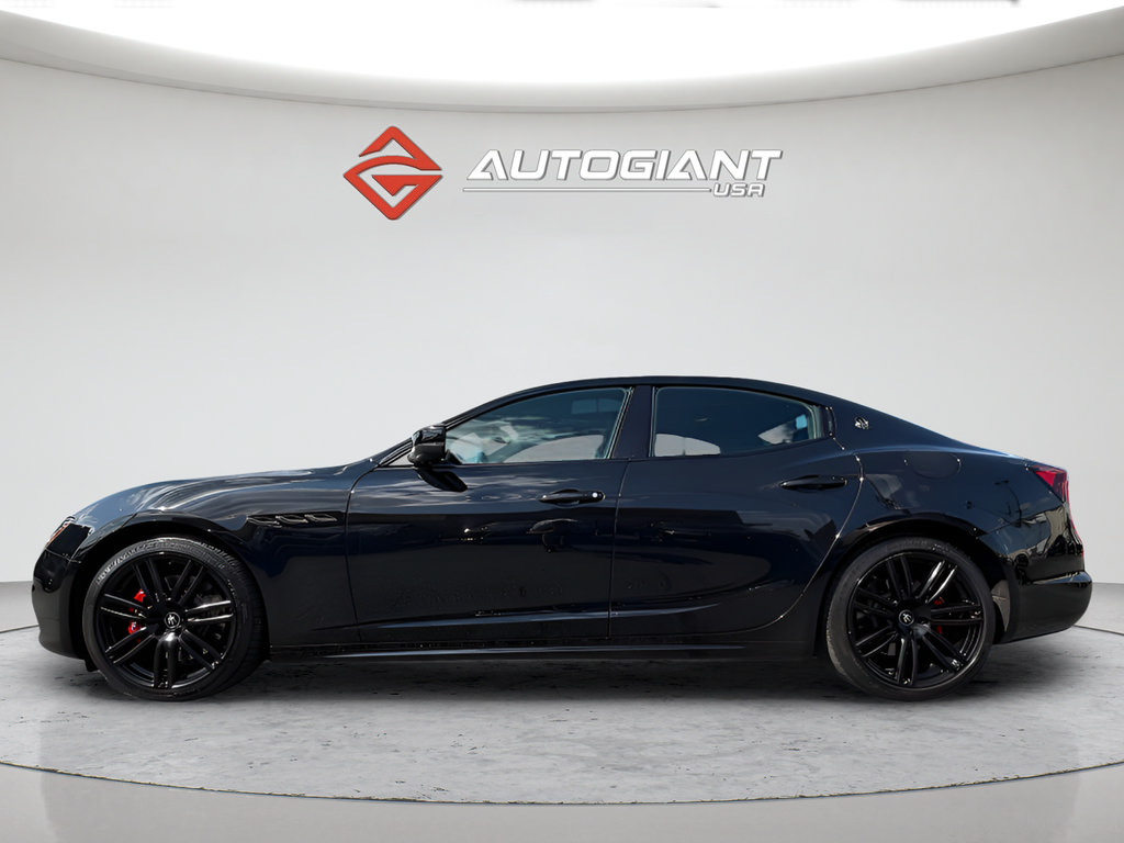 Used 2021 Maserati Ghibli RWD image 3
