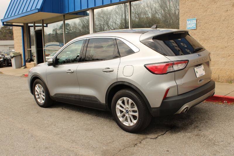 Used 2021 Ford Escape SE image 5