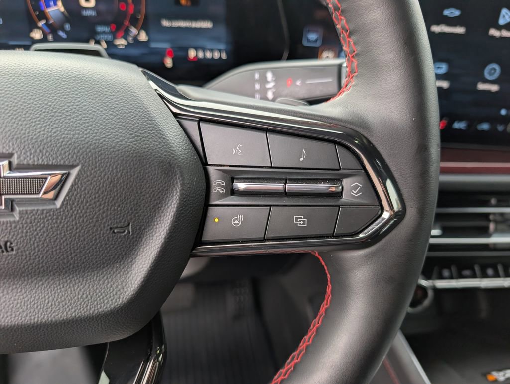 Used 2025 Chevrolet Traverse RS w/ LPO, Floor Liner Package image 28