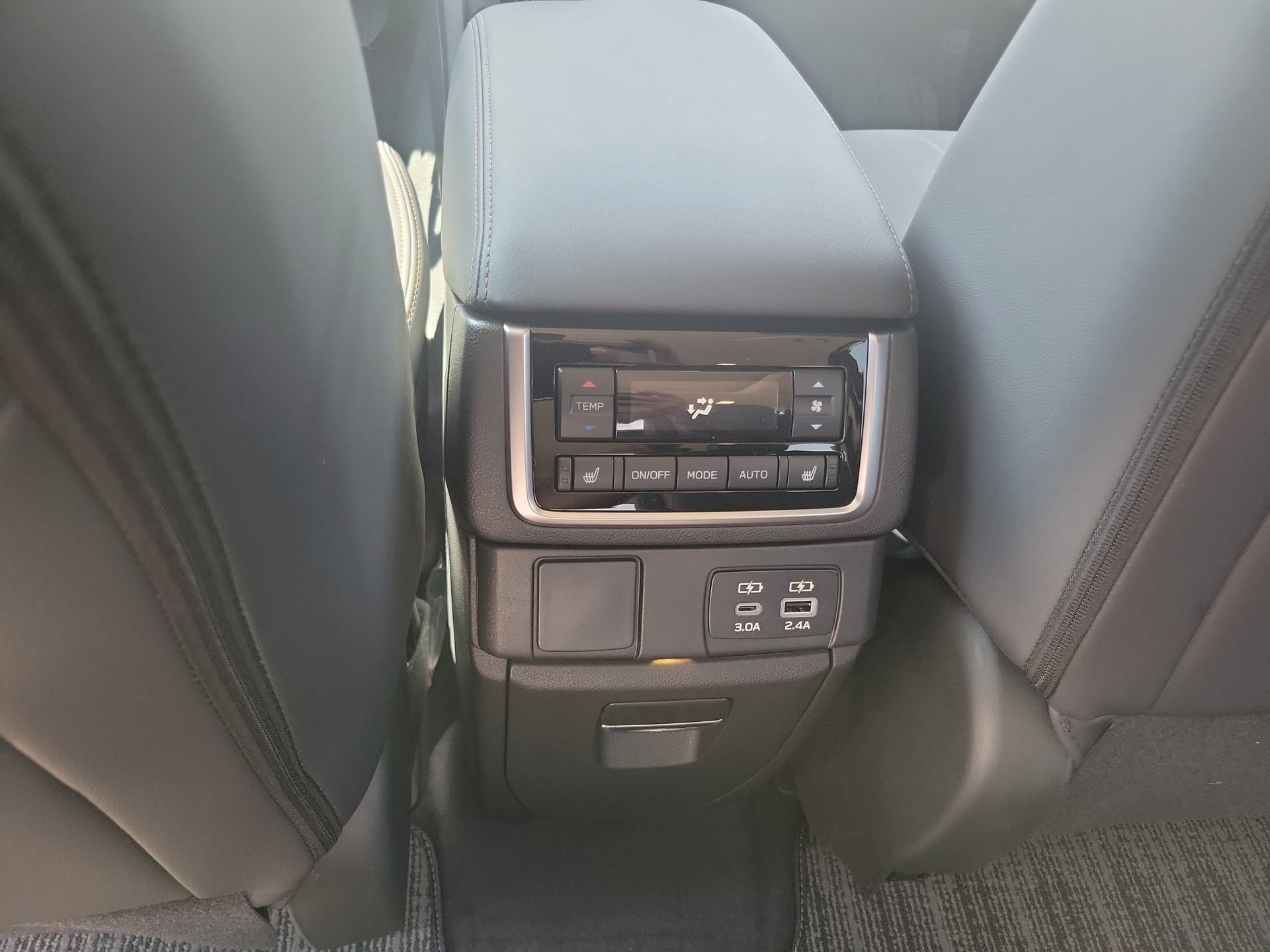 New 2026 Subaru Ascent Limited Bronze AWD/4WD image 23