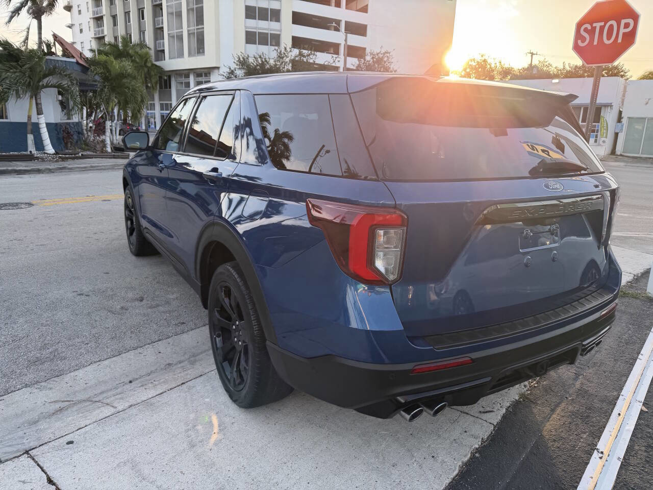 Used 2021 Ford Explorer ST w/ Equipment Group 401A image 8