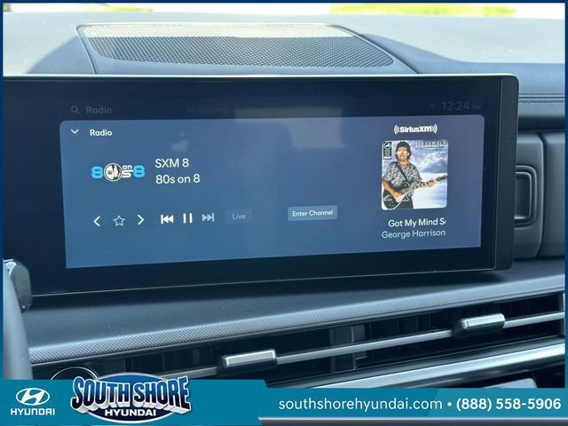 Used 2024 Hyundai Santa Fe SE image 30