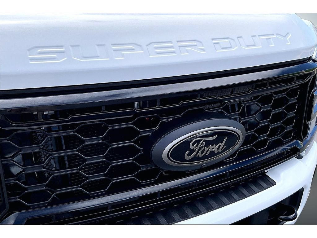 Used 2026 Ford F250 Lariat w/ Tremor Off-Road Package AWD/4WD image 26