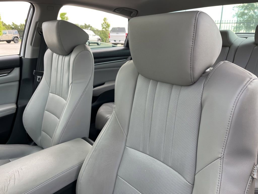 Certified 2018 Honda Accord EX-L image 23